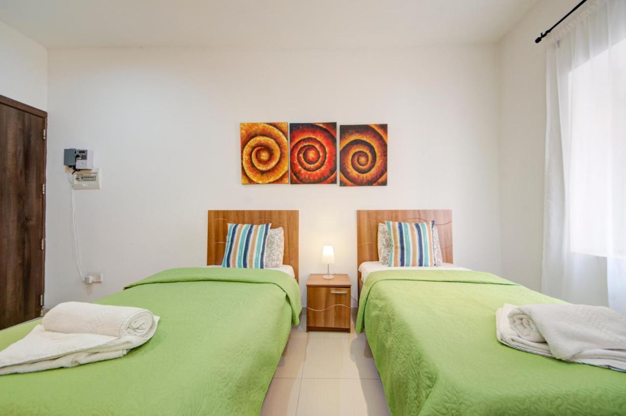 St Julians 2 Bedroom Apartment With Commanding Seaviews By Shortletsmalta Saint Julian's Bagian luar foto