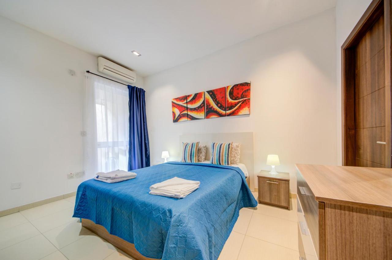 St Julians 2 Bedroom Apartment With Commanding Seaviews By Shortletsmalta Saint Julian's Bagian luar foto